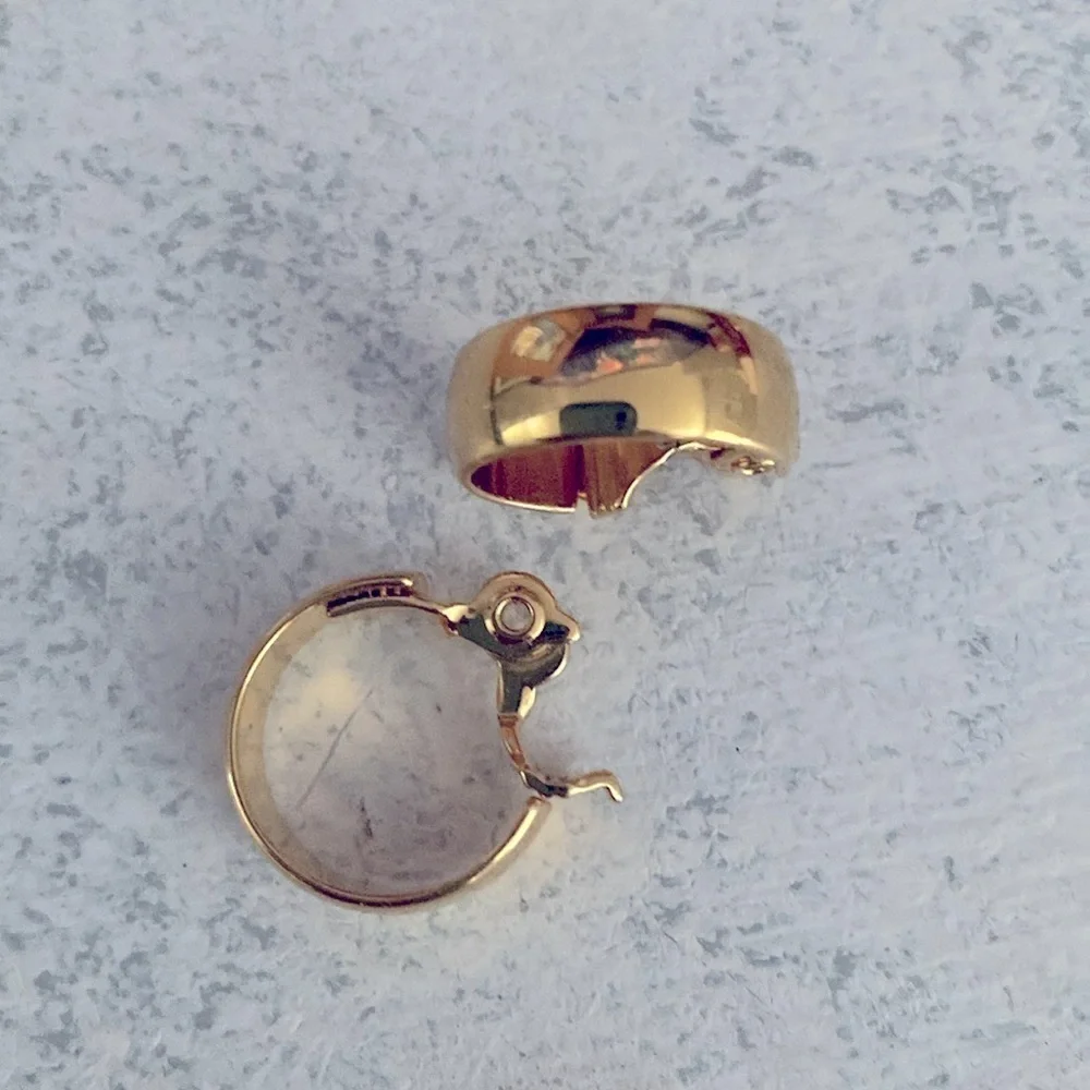 5pair vintage clip on earrings bundle
